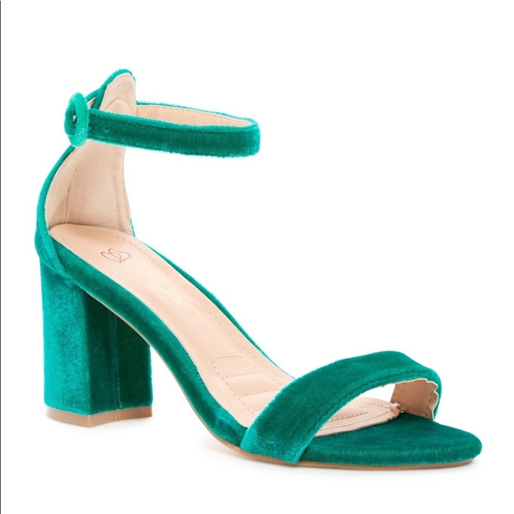 DbDk Green Sandal Size 7 (Used Once: like New)